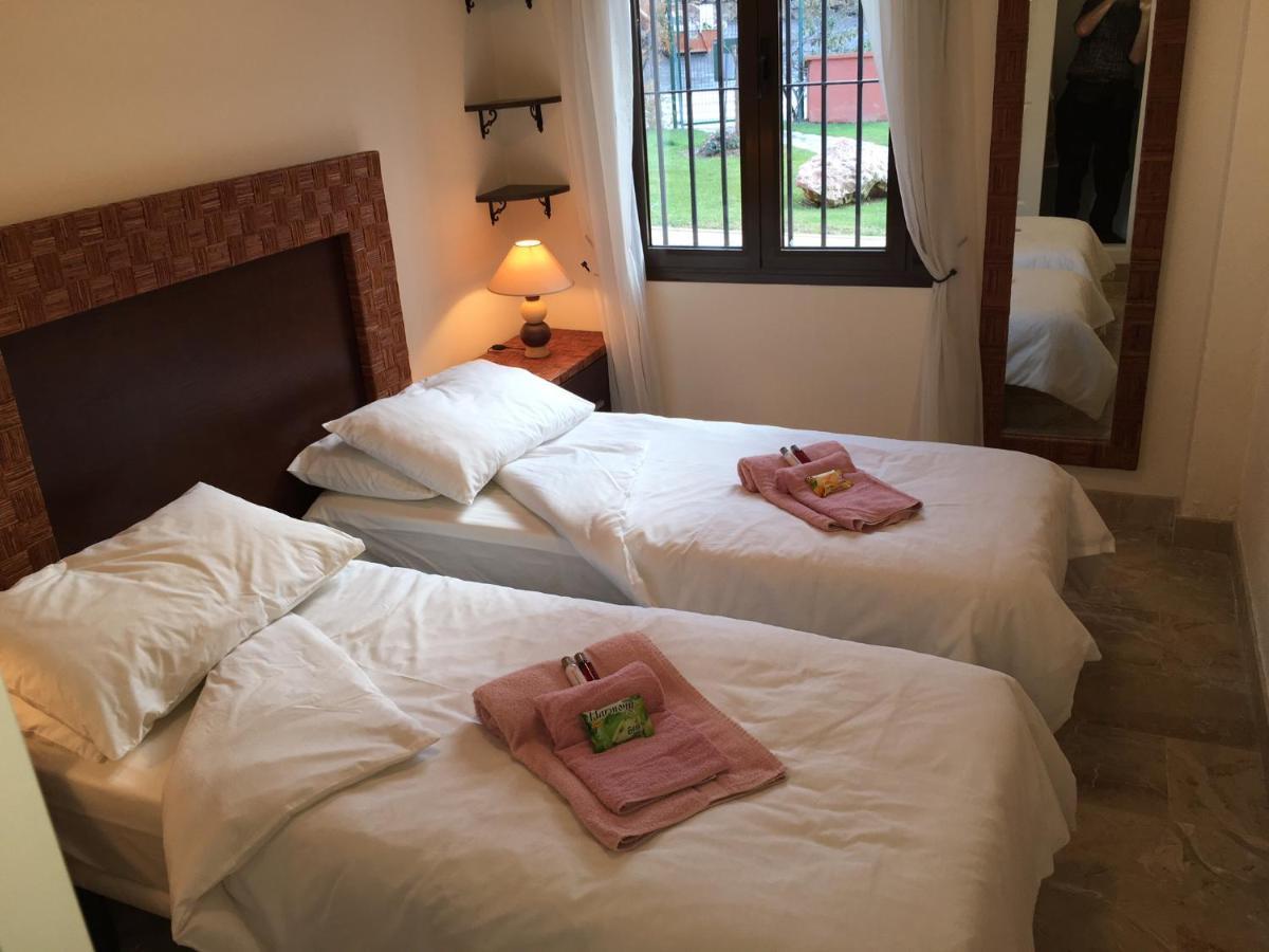 Luxury 2-Bedrooms & Bathrooms Estepona Apartment 外观 照片